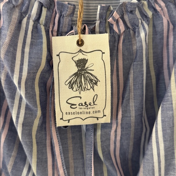 Easel Blouse - Picture 2 of 5